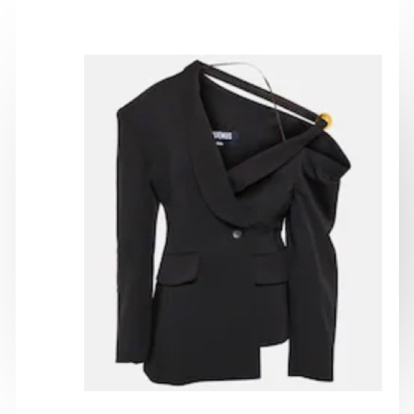 JACQUEMUS
Black Le Raphia 'La Veste Baska' Blazer - Picture 3 of 11